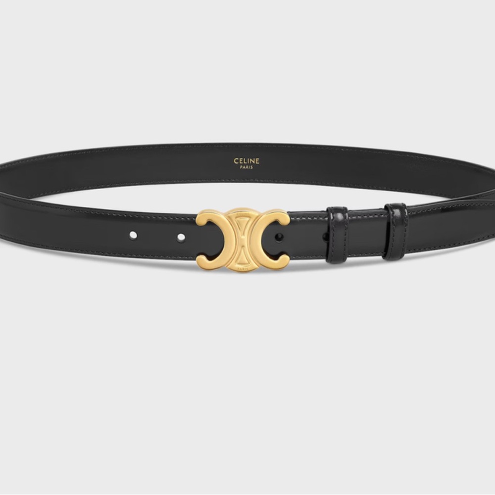 MEDIUM TRIOMPHE BELT IN TAURILLON LEATHER